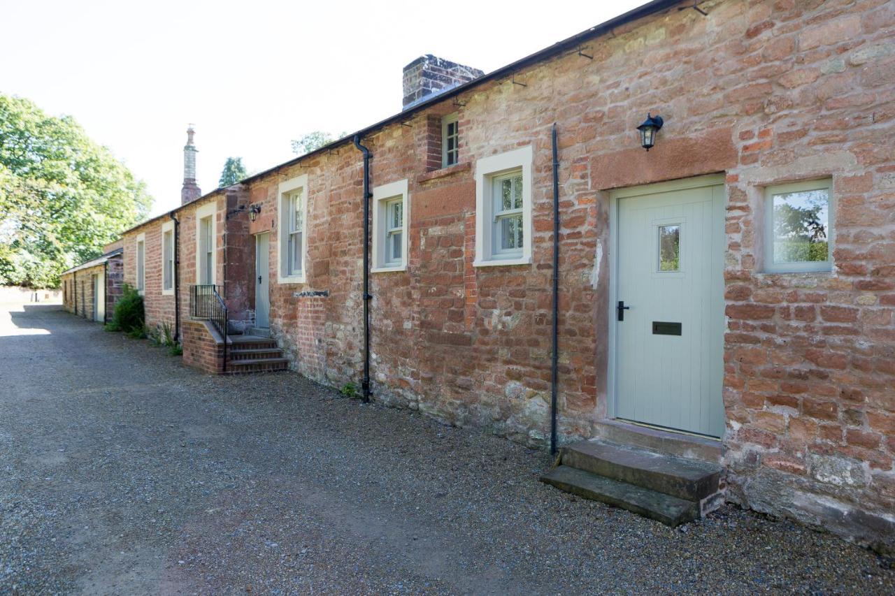 Netherby Hall * Carlisle (Cumbria)