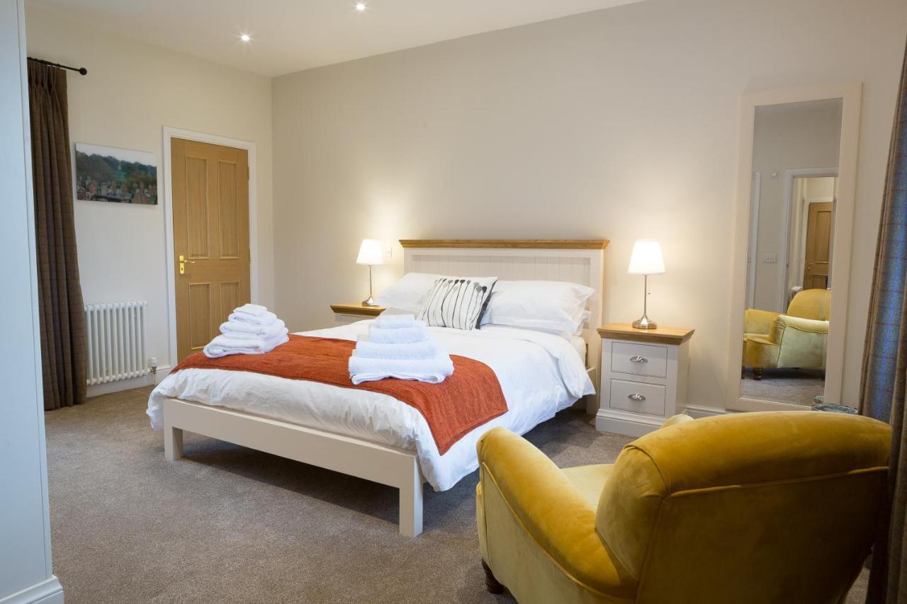 Netherby Hall * Carlisle (Cumbria)