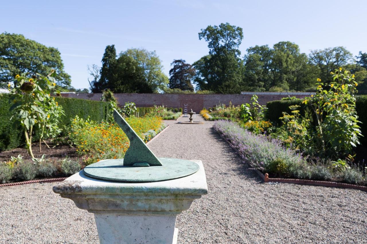 Netherby Hall *