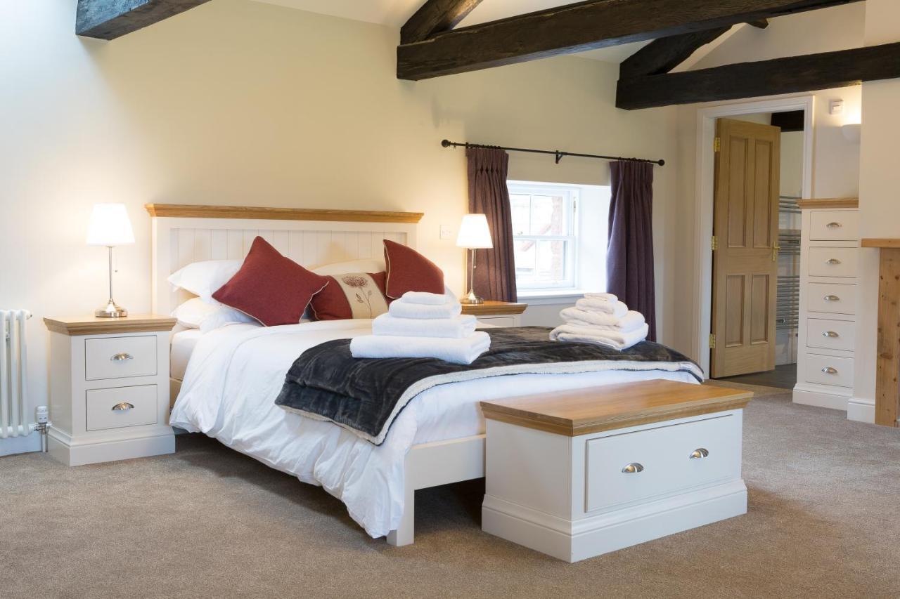 Netherby Hall Apartment *